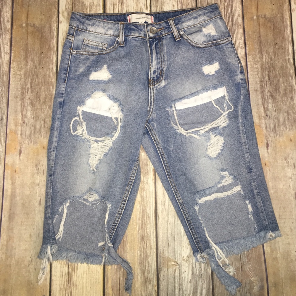 Distressed Jean Shorts Size Small